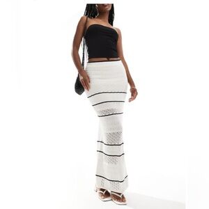 ABERCROMBIE & FITCH Bright White Crochet Black Trim Knit Maxi Skirt LARGE TALL